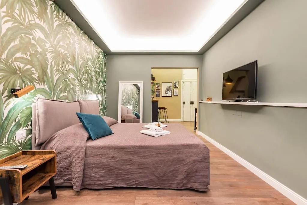 Jungle Suite Mood Behind Piazza Signoria Florence Italy
